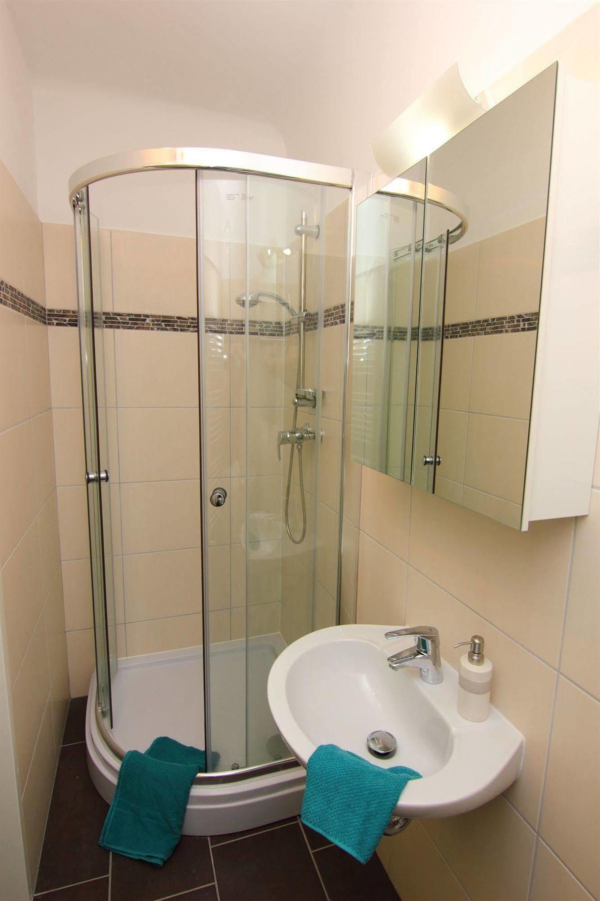 Apartment Kroellgasse I Contactless Check-In Vienna Exterior photo